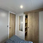Mh 279 Bora-bora 6-8 Personnes 3ch 1sdb Confort Dans 4 étoiles Avec Parc Aquatique Chauffé Camping *